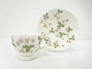 WEDGWOOD　ウェッジウッド　ワイルドストロベリー　カップ＆ソーサー　洋食器